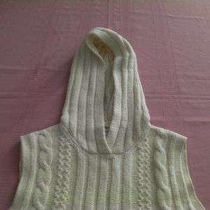 Sleeveless Pullover with Hood -- Lamb's Wool